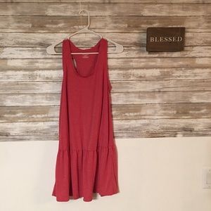 NWOT Flirty dress in pink Size : M